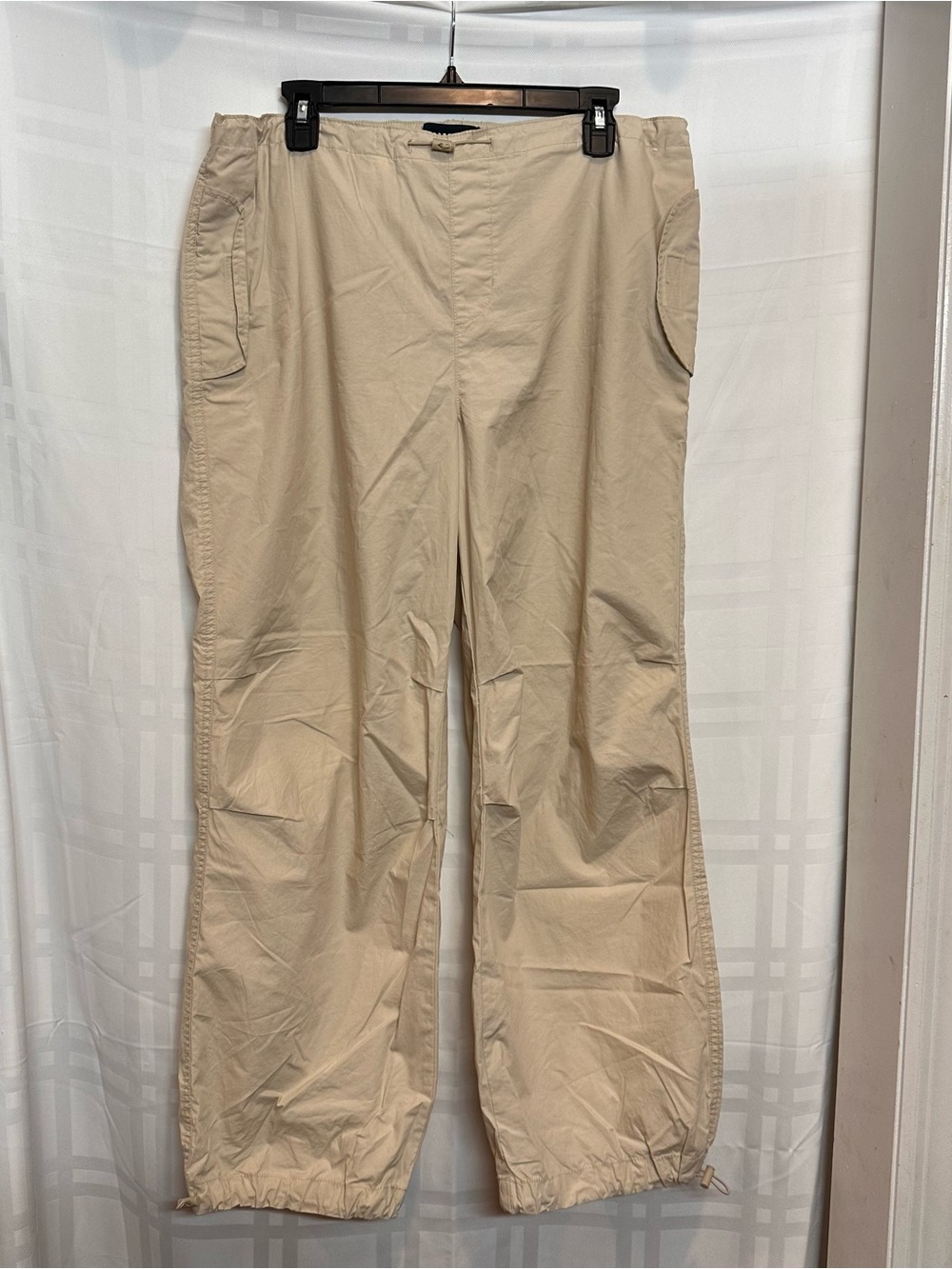Vintage Y2K Aeropostale Beige
Parachute Pants